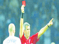 Zidane – Materazzi : Elizondo n’avait «rien vu»