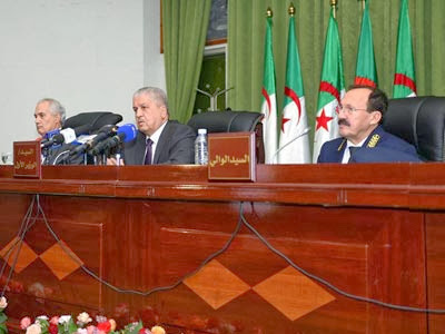 Abdelmalek Sellal rencontre la société civile « Nous ne sommes pas en précampagne électorale »