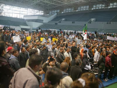 Activités politiques durant 2013, Les yeux braqués sur l’élection présidentielle