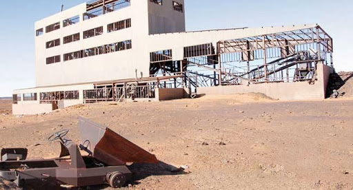 Algérie – Le gouvernement va investir 20 milliards de dollars pour l’exploitation de minerais de fer près de Tindouf