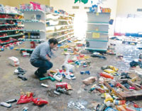 Argentine : morts et pillages en pleine grève de la police