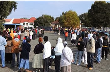 Démantèlement de l’apartheid en 1994 en Afrique du Sud, L’Algérie a supervisé les premières élections multiraciales