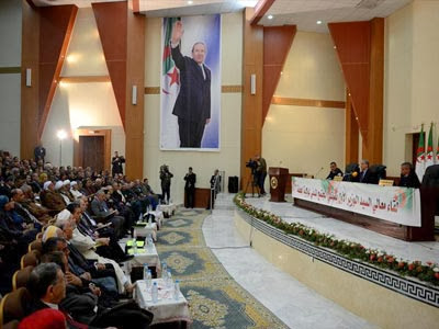 Des protestataires réclament l’eau, le logement et l’aménagement urbain M. Sellal préconise des solutions urgentes