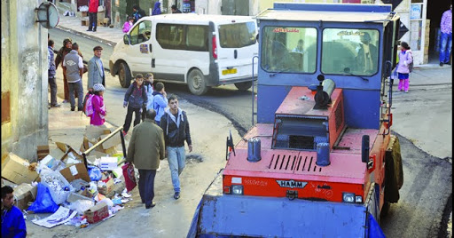 La dernière invention de la commune de Mostaganem: Une route bitumée en 2 heures !?
