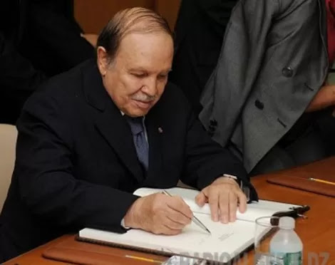 la loi de finances 2014 signée par Bouteflika