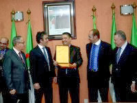 Le certificat de reconnaissance international dans la recherche clinique décerné à des cardiologues algériens