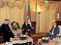 Le président Bouteflika reçoit le chef de la diplomatie qatari
