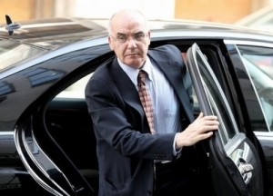 L’Opep devrait maintenir mercredi son plafond de production (Yousfi)