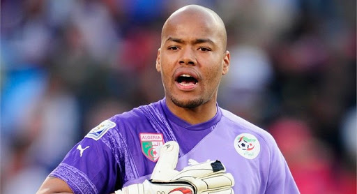 Mbolhi pris à partie par les fans du CSKA