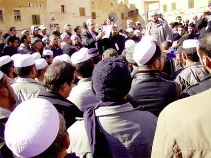 Plusieurs dizaines de blessés et des magasins incendiés dans des affrontements intercommunautaires, Déchaînement de violence à Ghardaïa