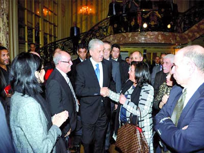Sellal à cœur ouvert avec des représentants de la communauté algérienne en France