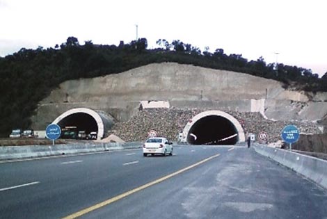 Autoroute Est-Ouest : Écroulement d’une partie du tunnel de Djebel El-Ouahche à Constantine