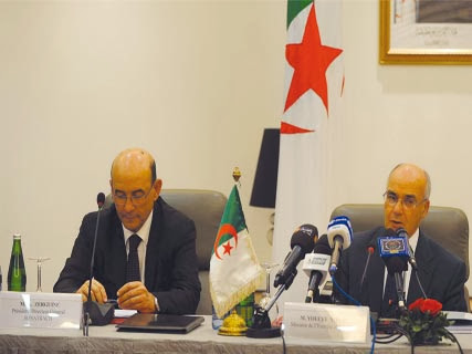 Conférence de presse hier à Alger du Ministre de l’énergie et des mines “Les recettes pétrolières ont reculé de 10% en 2013”