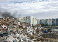 Des cités livrées sans route et sans école, Des promoteurs au banc des accusés