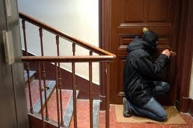 Deux Algériens interpellés pour cambriolage la nuit du réveillon en Suisse