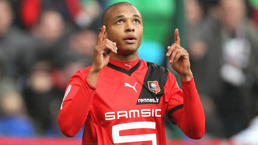 EN : Brahimi brille et marque au Santiago Bernabeu