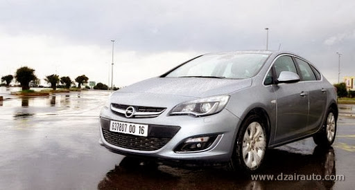 Essai Ope Astra 4 portes 1.7 CDTI 1130 ch : elle aime la route