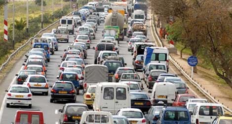 Le gouvernement et la circulation a Alger: comment centraliser et fluidifier le trafic.