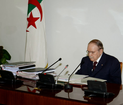 Le président Bouteflika réaffirme le soutien de l’Algérie à la Palestine