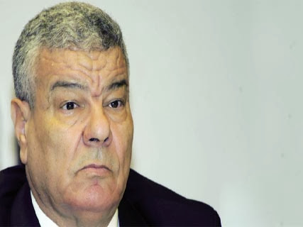 Le Sg du fln risque de perdre le CC, Des mouhafedhs au secours de Saâdani