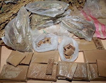 Maroc: drogue,délinquance, faux rapports et autres accusations, Les « missiles » du roi sur l’Algérie