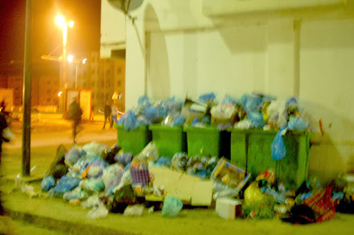 Non payés depuis octobre dernier par la commune d’Oran, les concessionnaires privés sollicitent l’intervention du wali La collecte des ordures ménagères au ralenti