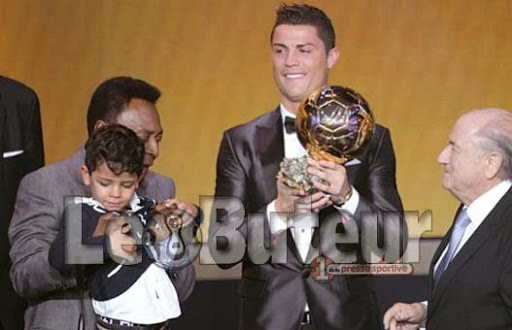 Ronaldo remporte le FIFA Ballon d’Or