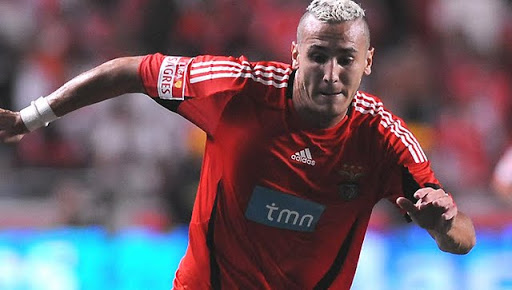 Yebda autorisé à rejoindre le groupe