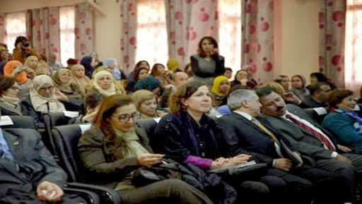 Adoption de la charte de la femme travailleuse