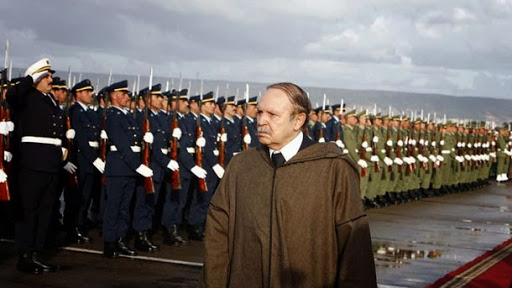 Algérie: Bouteflika dénonce des tentatives de déstabiliser la présidence et l’armée