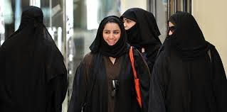 Arabie saoudite : Une femme doit se faire accompagner d’un tuteur pour consulter un médecin