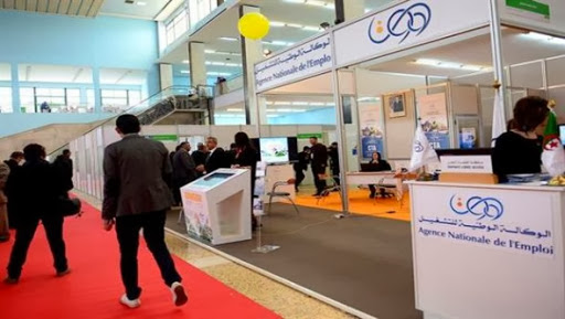 Au salon de l’emploi d&rsquo;Alger, les jeunes entrepreneurs prennent d’assaut les corps de métiers