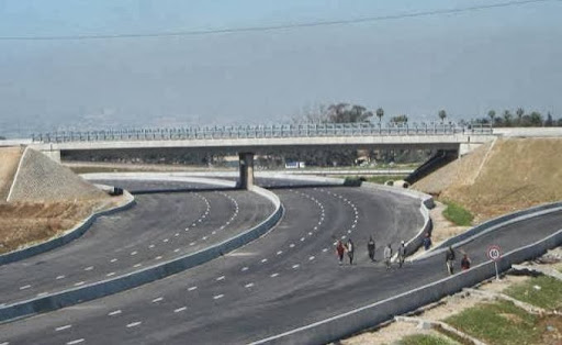 Autoroute Est-Ouest: dix aires de services réceptionnées en 2014