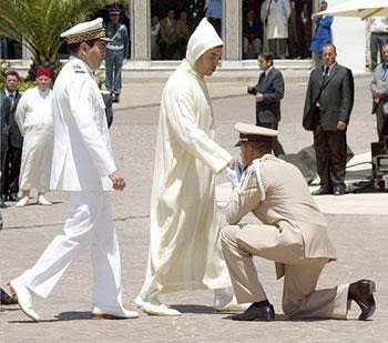 Crise Amar Saadani-DRS, Les généraux marocains jubilent