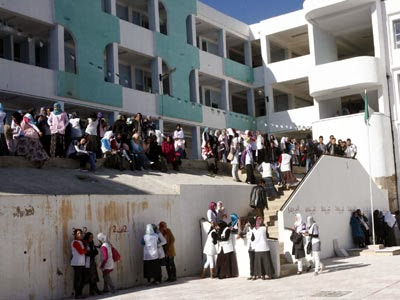 Éducation, La grève se poursuit