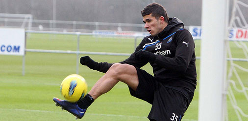 EN : Abeid titulaire et double passeur décisif