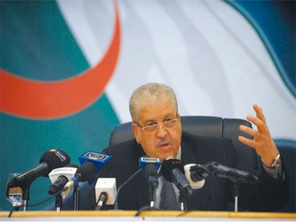 Il a promis de régler le problème des enseignants et d’éradiquer les chalets, Sellal à Boumerdès en directeur de campagne