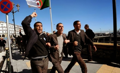 Ils dénoncent leur exclusion de la tripartite, Un sit-in des syndicats autonomes réprimé