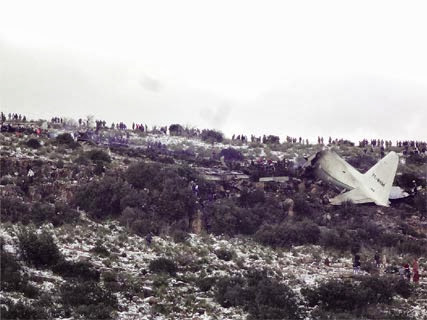 L’Hercules C-130 s’est écrasé près d’Oum El-Bouaghi, Crash d’un avion militaire : 77 morts