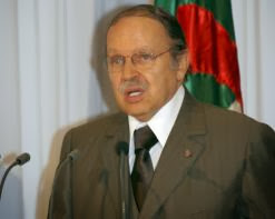 M. Abdelaziz Bouteflika candidat à la présidentielle du 17 avril 2014