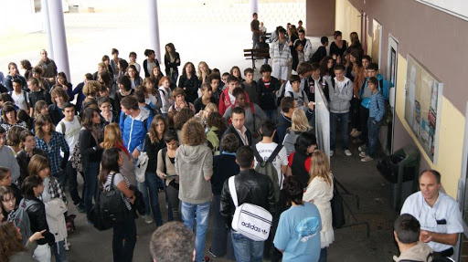 Ministère de l’éducation-lycéens, Le dialogue de sourds
