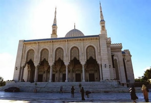 Plus de 460 millions de dinars pour réhabiliter la mosquée Emir Abdelkader
