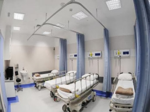 SANTÉ, Les Français construiront neuf hôpitaux