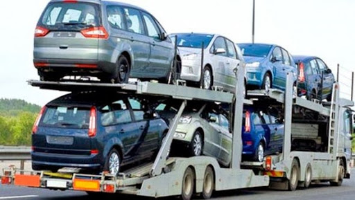 Automobile: chute des importations de 50% en janvier 2014