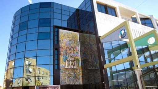 Coup d&rsquo;envoi du premier salon des arts plastiques de Sidi -Bel-Abbes