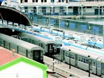 Ils ont débrayé hier, Les cheminots réclament un rappel de 36 mois de salaire