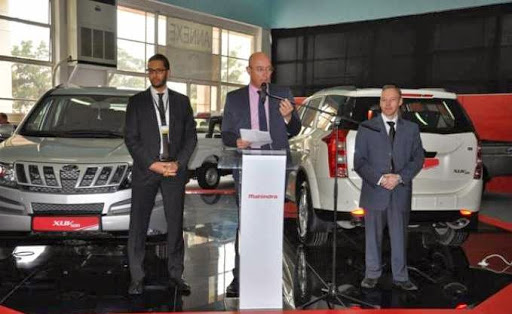 Les livraisons clients débuteront la semaine prochaine, Mahindra lance XUV500 et Quanto
