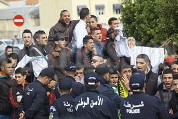 Les rassemblements des lycéens s&rsquo;installent dans la durée, Les élèves ne décolèrent pas