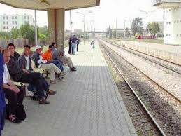 Les travailleurs de la SNTF en grève illimitée, Des milliers de voyageurs bloqués