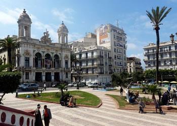 Oran, 16 partis politiques annoncent leur soutien à Ali Benflis